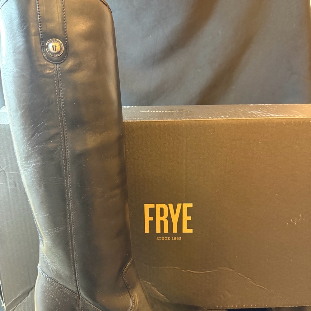 Frye Jackie Button Black Button Boots BNIB. Never worn. - Picture 4 of 4